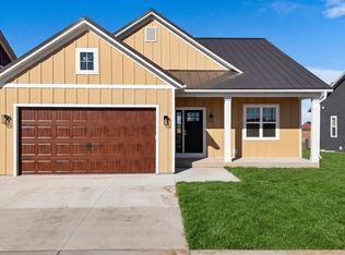 112 Luxembourg Brotherhood BOULEVARD, Belgium, WI 53004