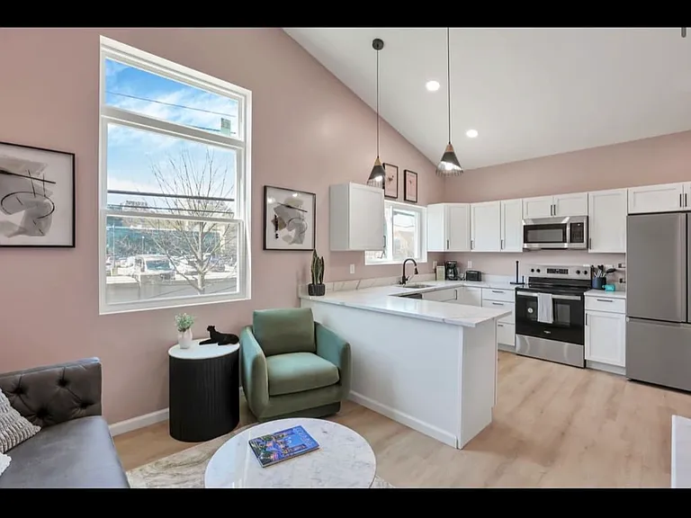 278 Allen Ave — Photo 6