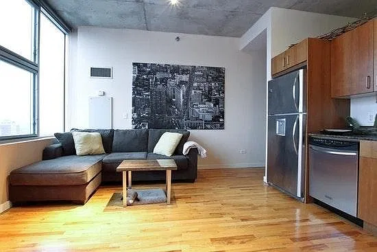 1 bed, 705 sqft, $1,950 — Photo 2