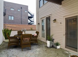 2451 N Clybourn Ave APT 6, Chicago, IL 60614