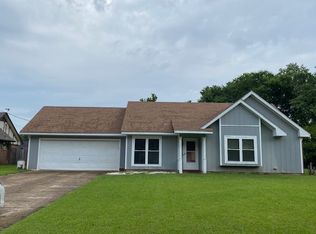 104 Shady Vale Ln, Columbus, MS 39705