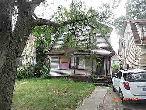 3285 Hazelwood