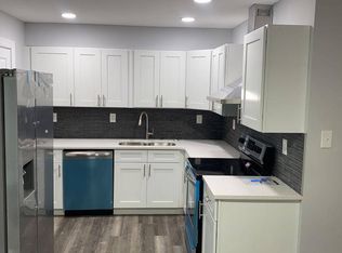 16 Rittenhouse Dr, Willingboro, NJ 08046