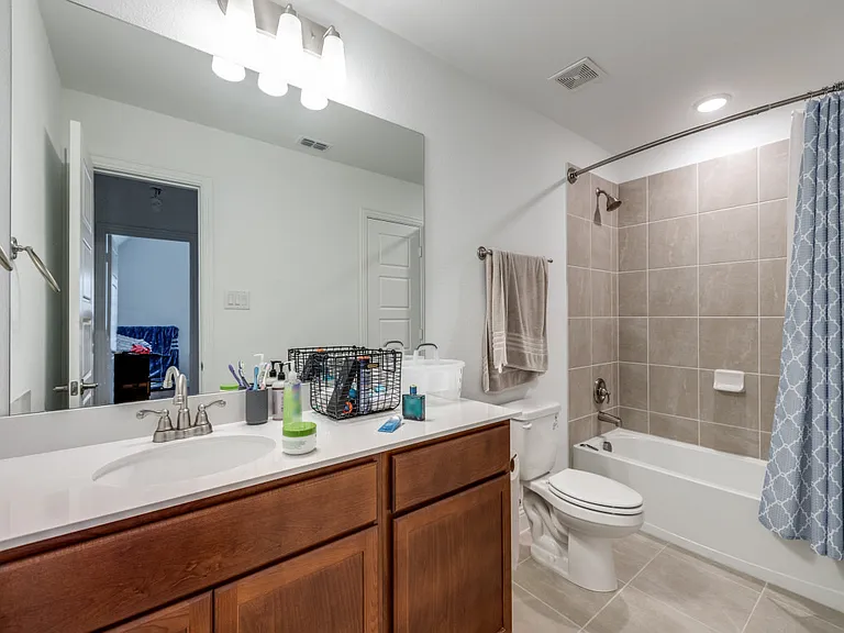 1701 Rain Lily St — Photo 26