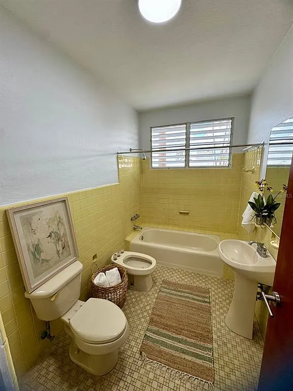 3 bed, 2.0 bath, $3,400 — Photo 4