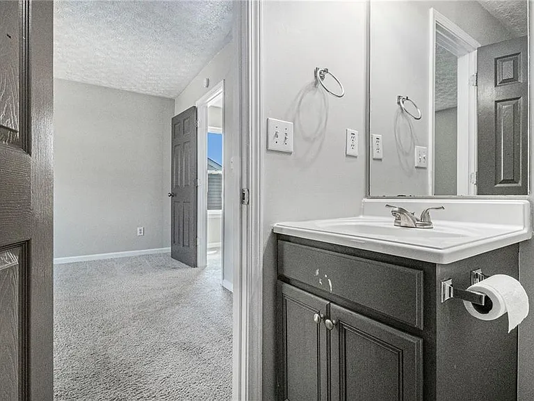 89 Bridge View Dr — Photo 14