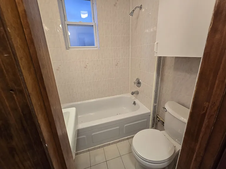 302 W 76th St #4B — Photo 4