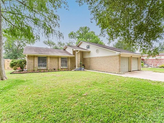 4th image of 22803 Merrymount Dr