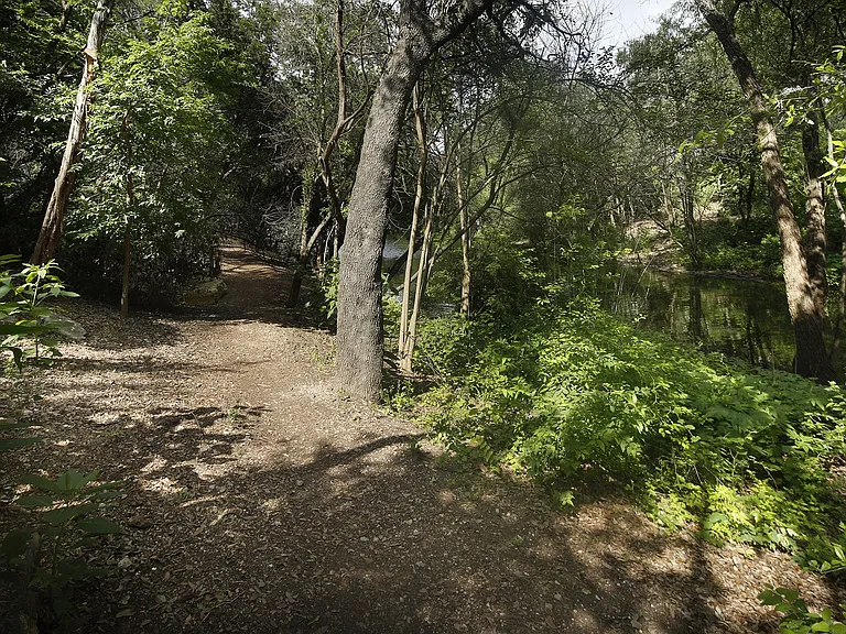 Retreat at Barton Creek — Photo 20