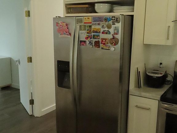 4th image of 359 Northaven Dr #1