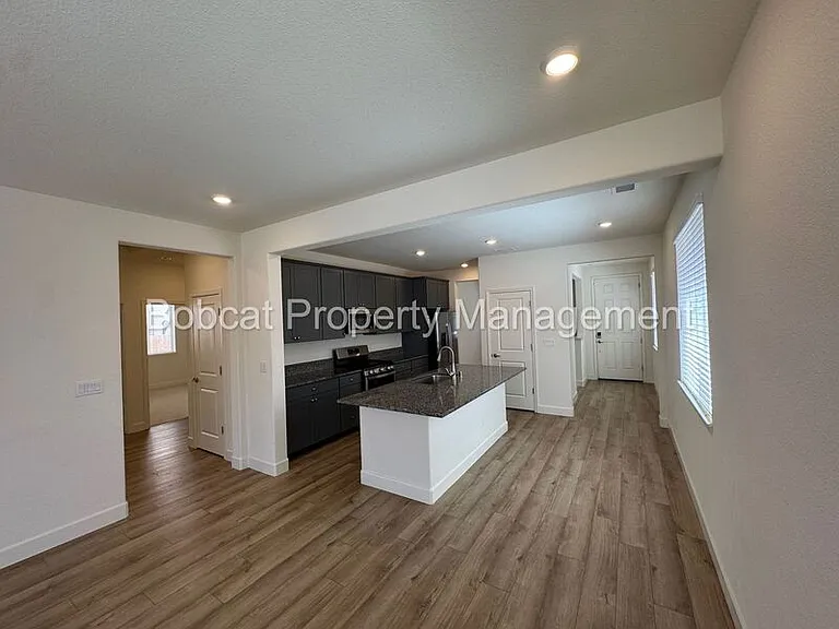 1064 Copper Hill Ave — Photo 11