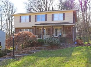 110 Brandywine Dr, Irwin, PA 15642