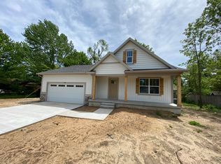 3733 Mayfield Ave NE, Grand Rapids, MI 49525