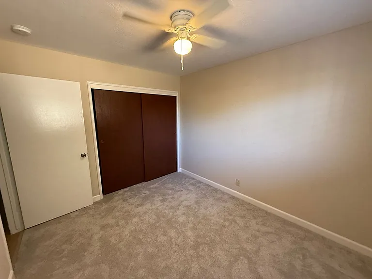 611 Fairview Dr — Photo 15