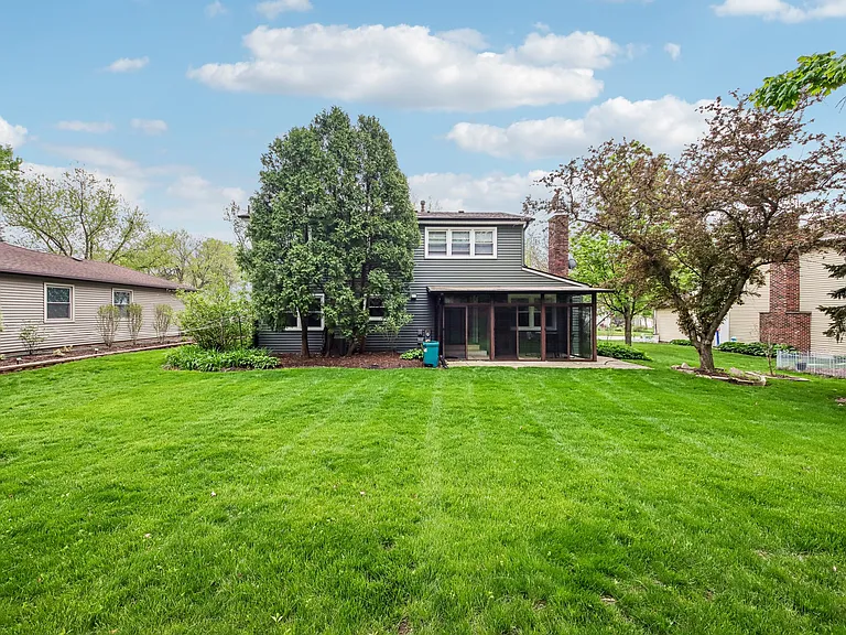 1111 Sara Ln — Photo 54