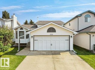 330 Pearson Cres NW, Edmonton, AB T5T 5Y6