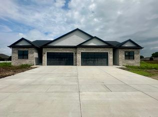 4103 Westgate Dr, Springfield, IL 62711