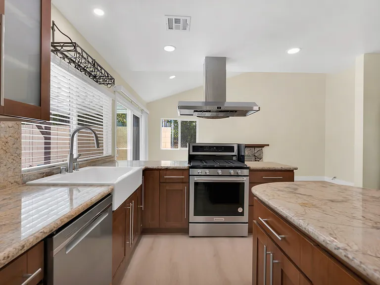 29486 Quail Run Dr — Photo 18