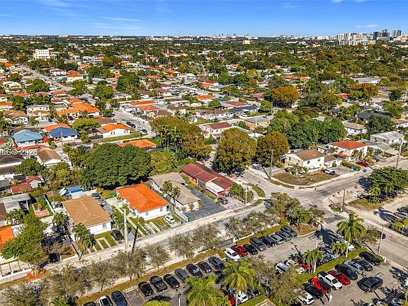 4th image of 3601 SW 7th St