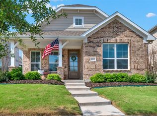 1413 Emerald Tree Pl, Savannah, TX 76227