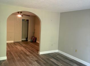 1 Timberwood Dr UNIT 206, Goffstown, NH 03045
