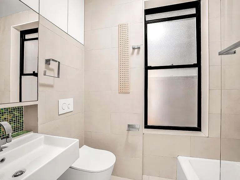 131 Thompson St #3B — Photo 5