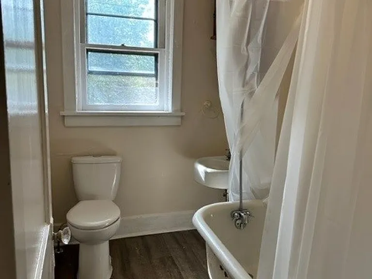 1133 Derry St #2 — Photo 8