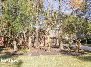 30 Sylvan Forest Dr, Spring, TX 77381