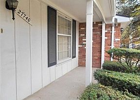 2nd image of 27740 Arlington Dr