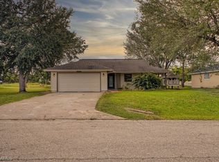 17537 Braddock Rd, Fort Myers, FL 33967