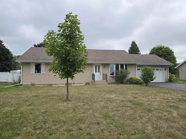 771 Loomis Dr, Rockton, IL 61072
