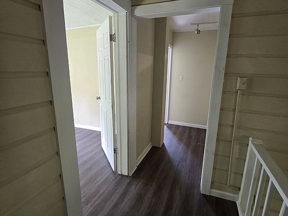 Entrance for the second floor
