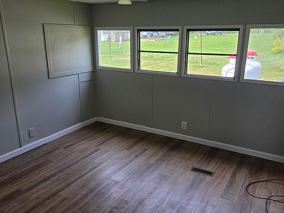 3rd image of 38 Sundown Rd Lot 3