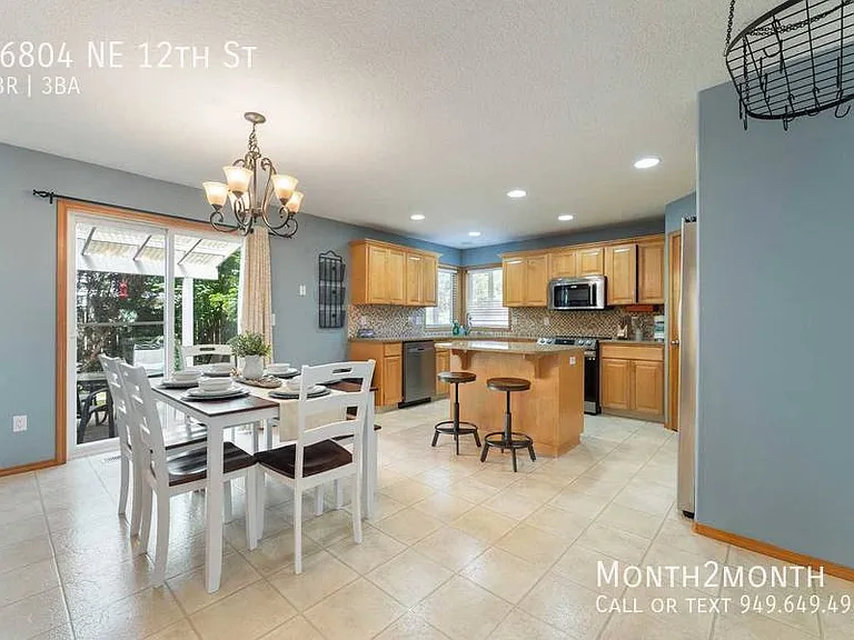 16804 NE 12th St — Photo 8