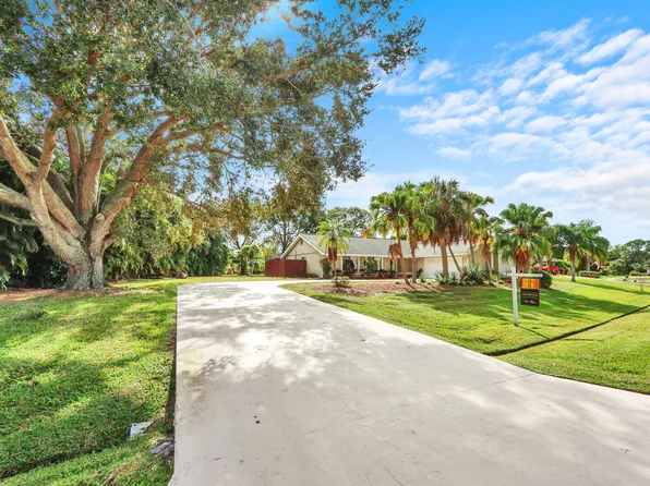 3060 SE Darien Road, Port St Lucie, FL 34952