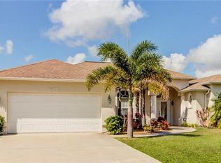 1602 SE Ridgewood St, Port Saint Lucie, FL 34952