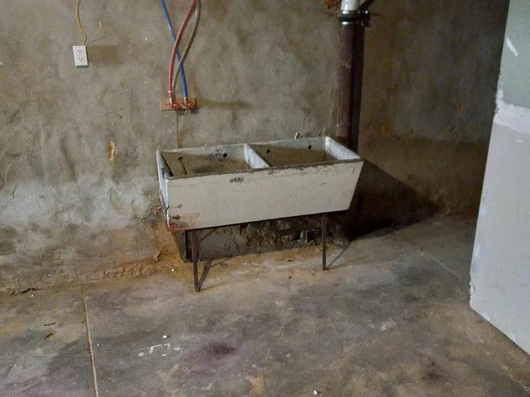 4772 Loring St — Photo 12
