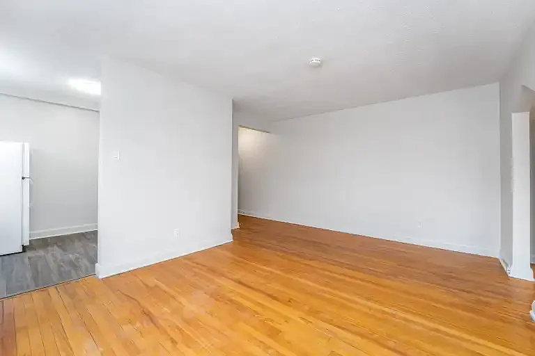 15 Lenore Pl #9 — Photo 9
