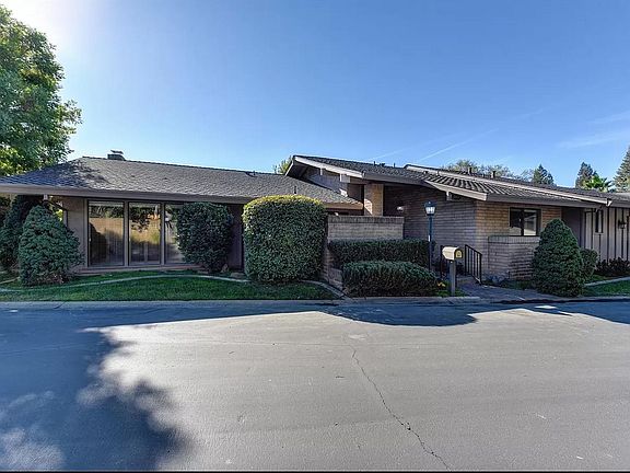 2nd image of 2853 Calle Vista Way