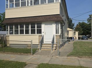 3319 W 44th St, Cleveland, OH 44109