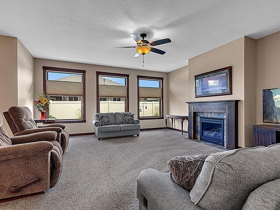 3rd image of 6903 Northwood Ln N