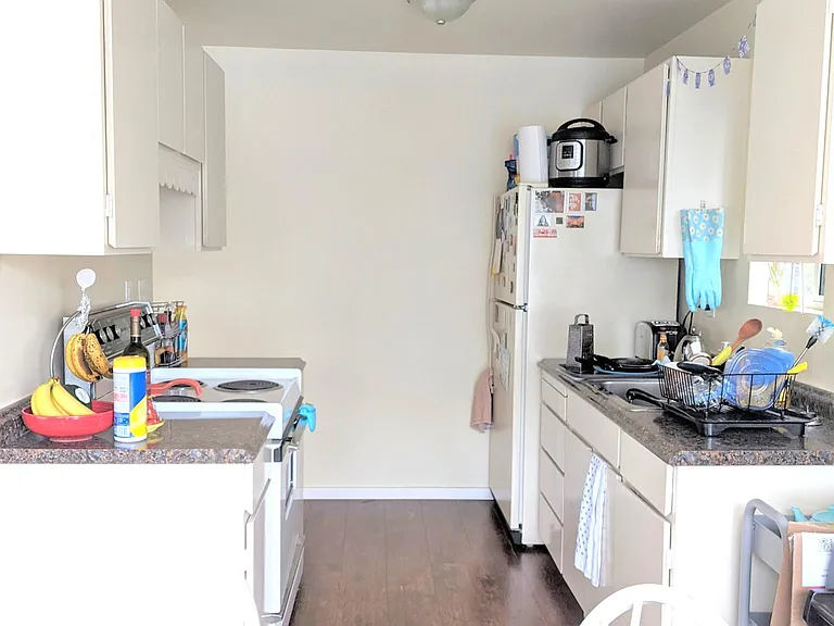 6515 35th Ave NE #101 — Photo 8
