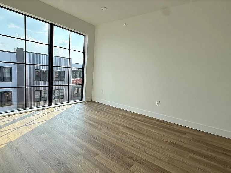 4315 S Congress Ave #515 — Photo 9