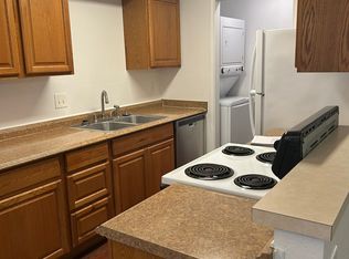 3215 Fallmeadow St #D, Denton, TX 76207