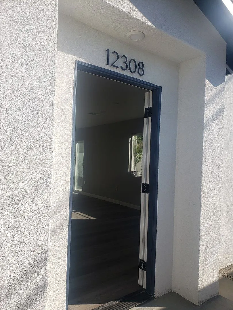 Building Photo - Valleyview(12310)