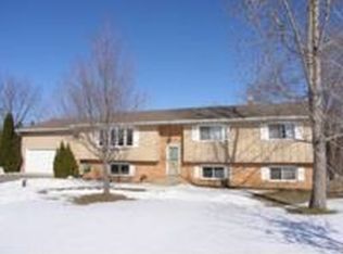 W2812 Kahl Rd, Markesan, WI 53946