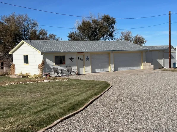 552 E Cole St, Wheatland, WY 82201