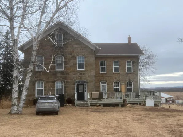 6618 State Highway 39, Mineral Pt, WI 53565