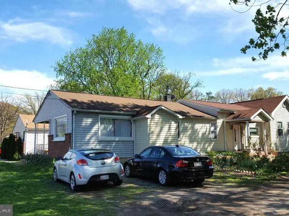 211 Aquahart Rd, Glen Burnie, MD 21061