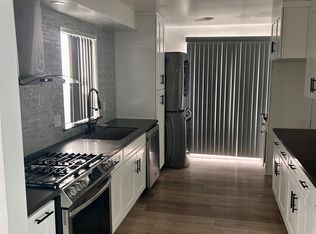 5243 Yarmouth Ave UNIT 33, Encino, CA 91316